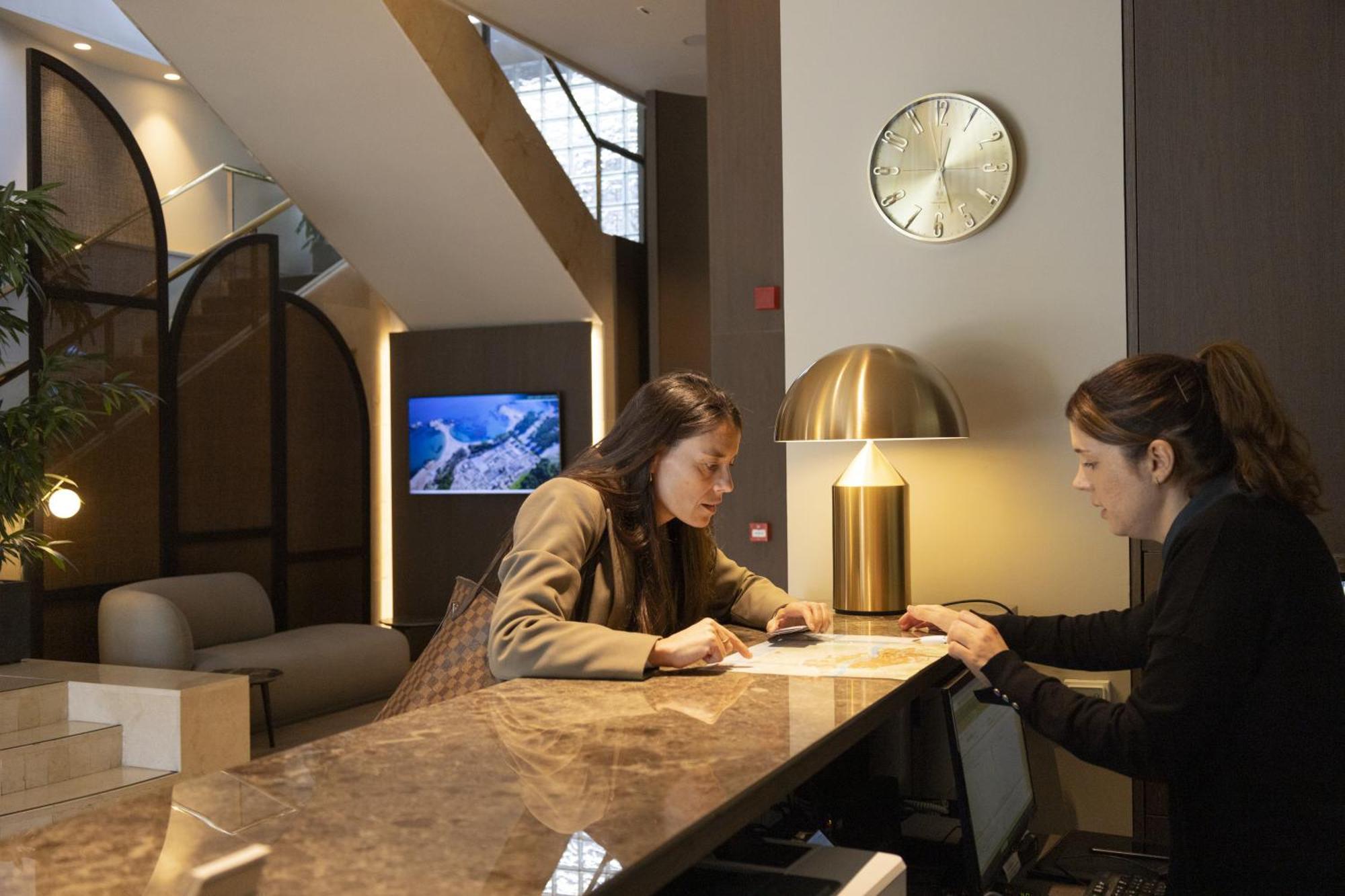 Best Western Premier Cmc Жирона Экстерьер фото