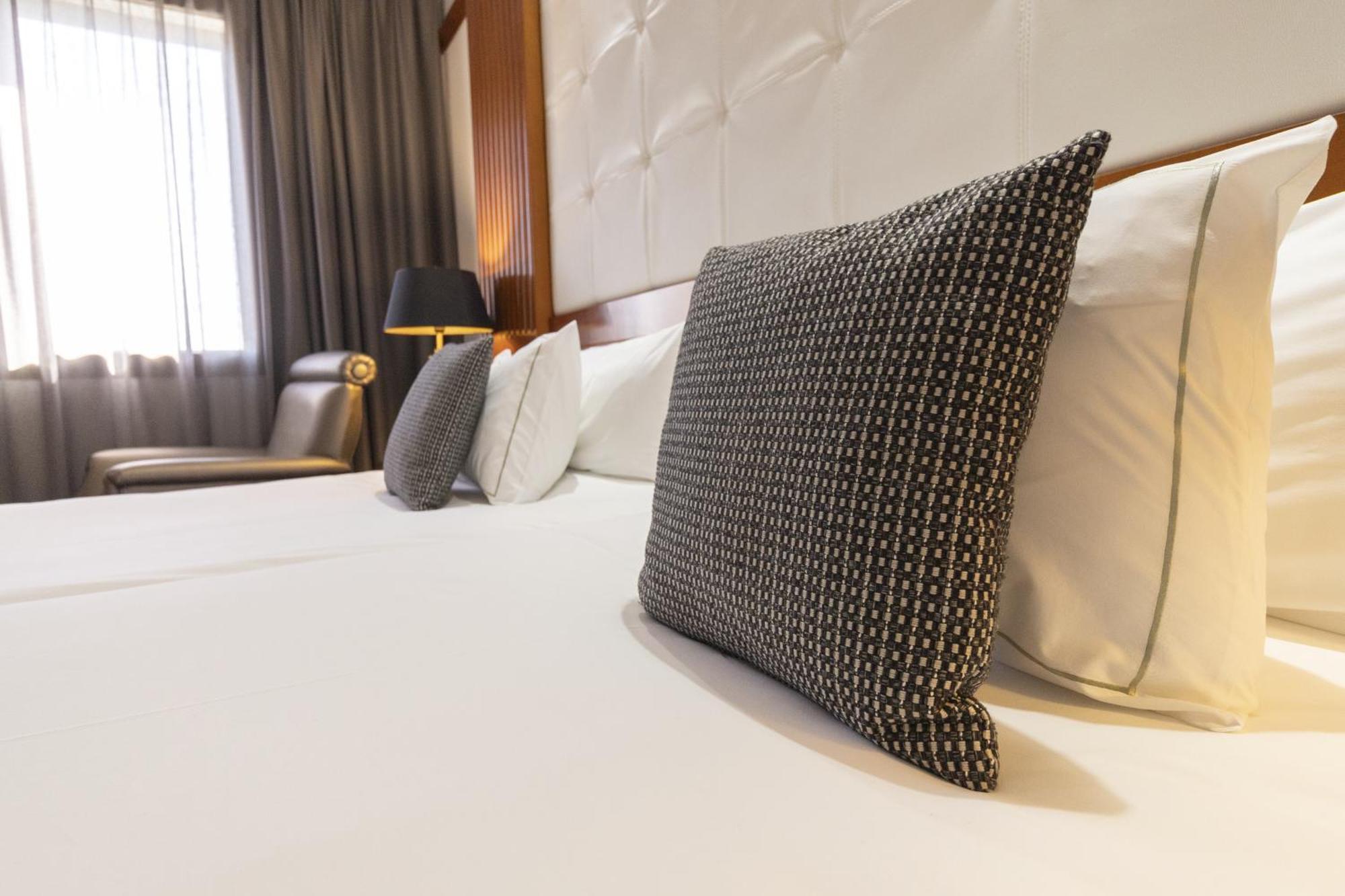 Best Western Premier Cmc Жирона Экстерьер фото